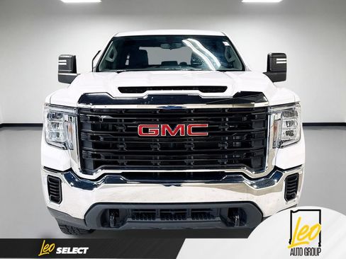 Used 2022 GMC Sierra 2500 Pro w/ Convenience Package AWD/4WD image 2