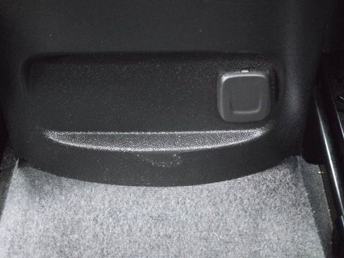 Used 2023 Chevrolet Malibu LT image 16