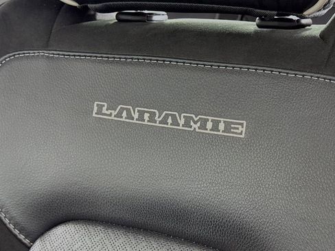 Used 2021 RAM 1500 Laramie AWD/4WD image 18