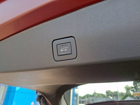 Used 2023 Buick Encore GX Essence w/ Advanced Technology Package AWD/4WD image 42