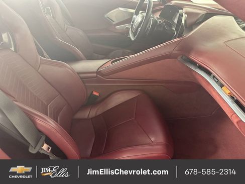 Used 2021 Chevrolet Corvette Stingray Premium Cpe w/ Z51 Performance Package image 12