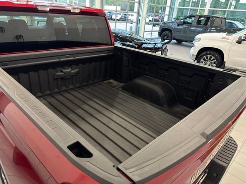 Used 2023 Chevrolet Silverado 1500 LTZ AWD/4WD image 47