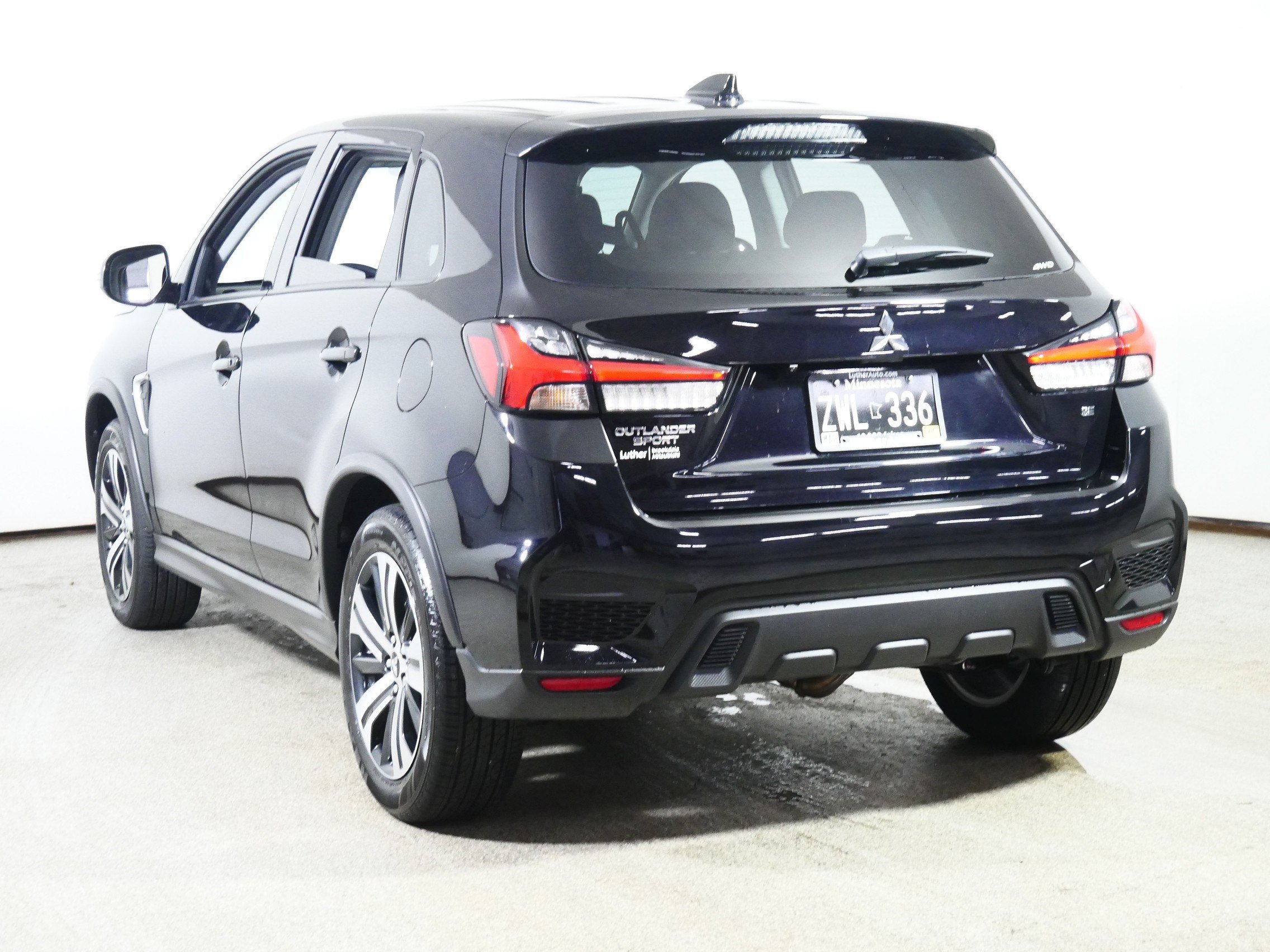 Used 2026 Mitsubishi Outlander Sport SE AWD/4WD image 5