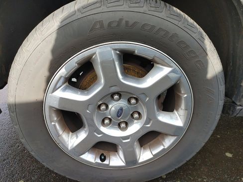 Used 2013 Ford Expedition EL Limited image 10