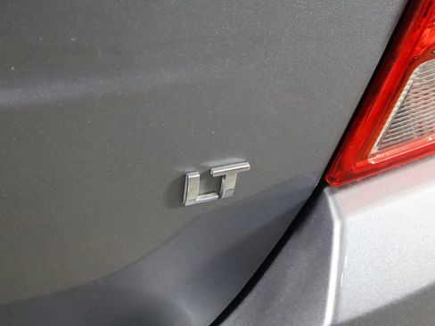 Used 2019 Chevrolet Trax LT w/ LT Convenience Package FWD image 41