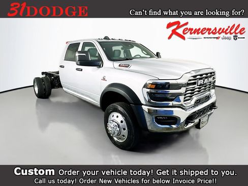 New 2026 RAM 5500 Tradesman w/ Chrome Appearance Group image 1