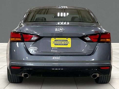 Used 2025 Nissan Altima 2.5 SR AWD/4WD image 4