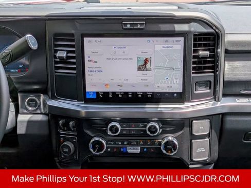 Used 2025 Ford F250 Lariat w/ FX4 Off-Road Package AWD/4WD image 17