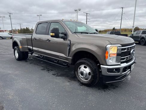 Used 2023 Ford F350 XLT image 11