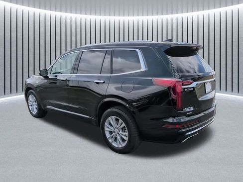 Used 2023 Cadillac XT6 Luxury AWD/4WD image 10