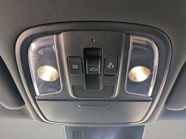 Used 2018 Kia Stinger GT2 AWD/4WD image 23