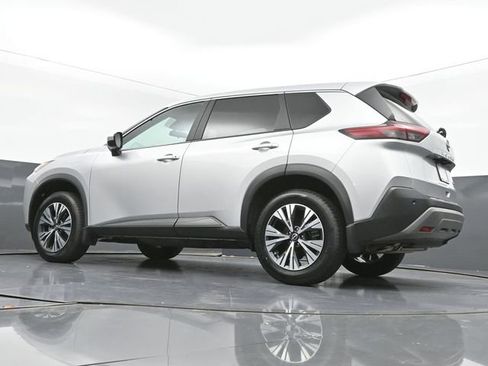 Used 2023 Nissan Rogue SV image 41