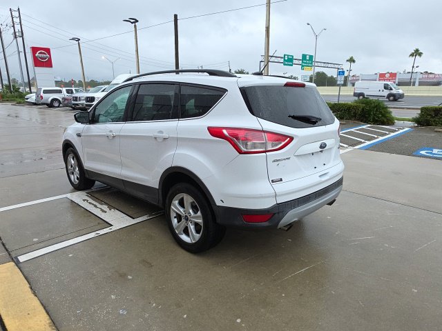 Used 2016 Ford Escape SE w/ Equipment Group 201A FWD image 6