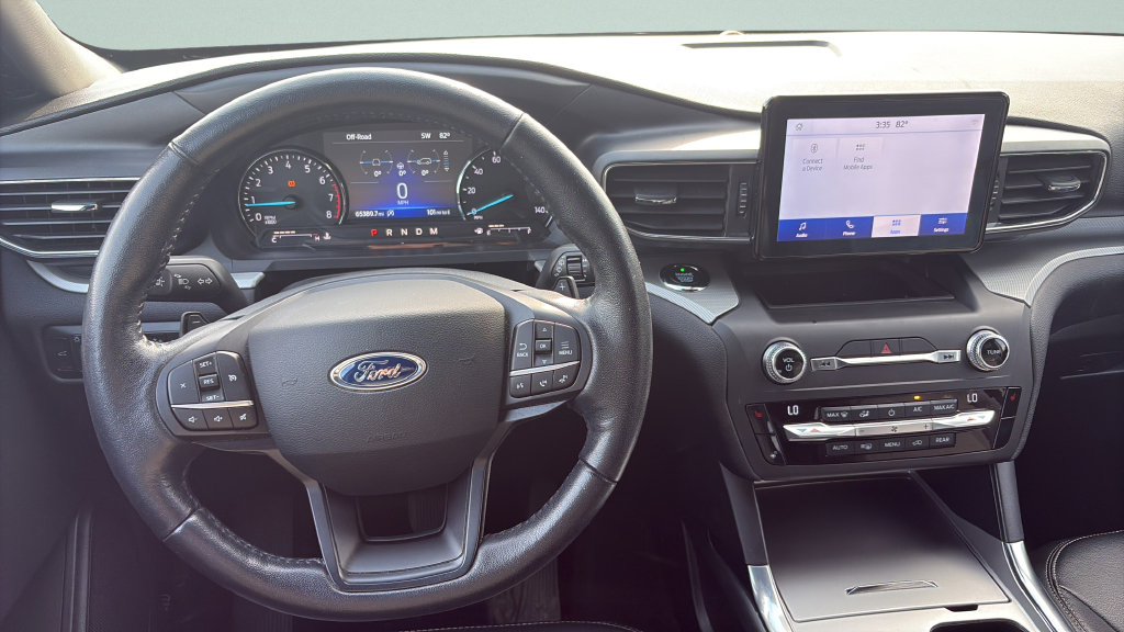 Used 2020 Ford Explorer XLT w/ Equipment Group 202A AWD/4WD image 13