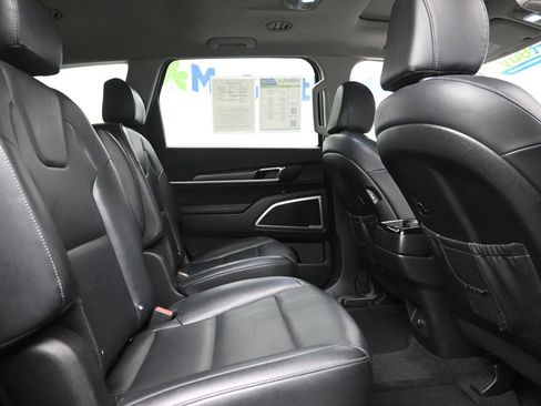 Used 2021 Kia Telluride S image 8