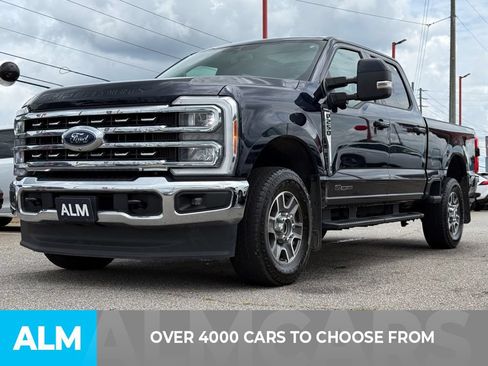 Used 2023 Ford F250 Lariat w/ FX4 Off-Road Package AWD/4WD image 2