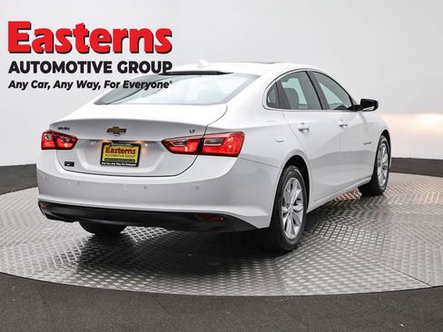 Used 2024 Chevrolet Malibu LT FWD image 5