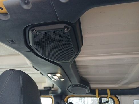 Used 2019 Jeep Wrangler Unlimited Sport S image 18