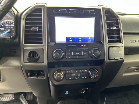 Used 2020 Ford F250 XL image 25