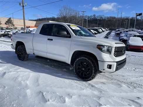 Used 2021 Toyota Tundra SR5 image 6