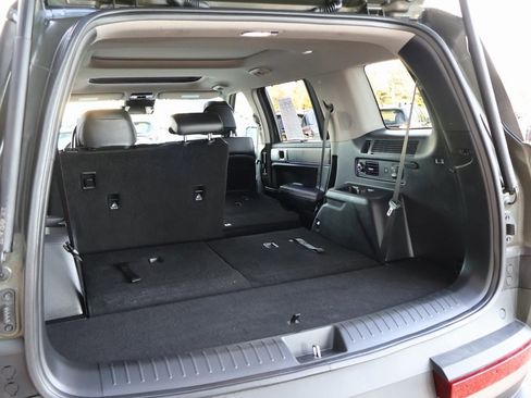 Used 2024 Hyundai Santa Fe Limited image 17