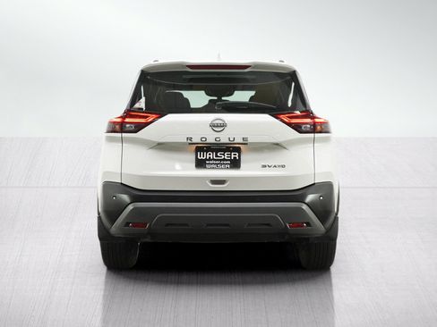 Used 2023 Nissan Rogue SV w/ SV Premium B Package AWD/4WD image 4
