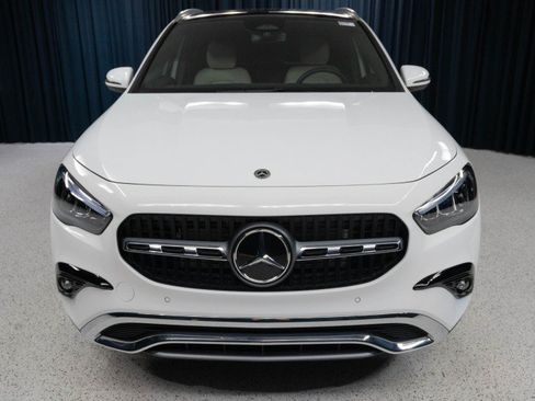 New 2026 Mercedes-Benz GLA 250 image 2