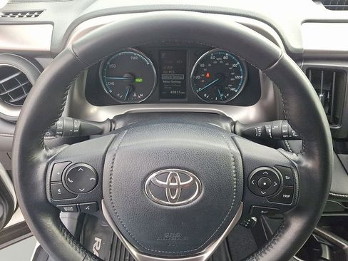 Used 2017 Toyota RAV4 XLE w/ All Weather Liner Package image 20