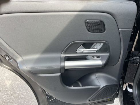 Certified 2025 Mercedes-Benz GLA 250 image 15