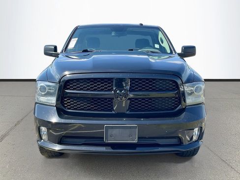 Used 2014 RAM 1500 Express RWD image 2