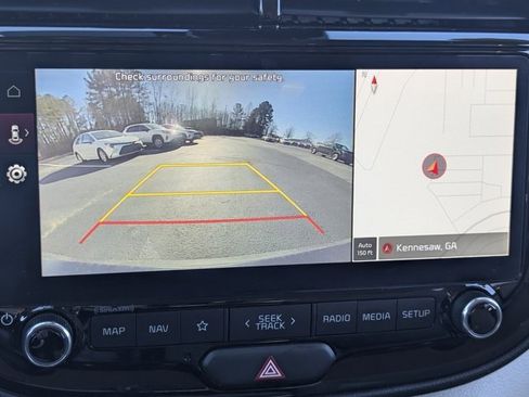 Used 2025 Kia Soul EX image 25