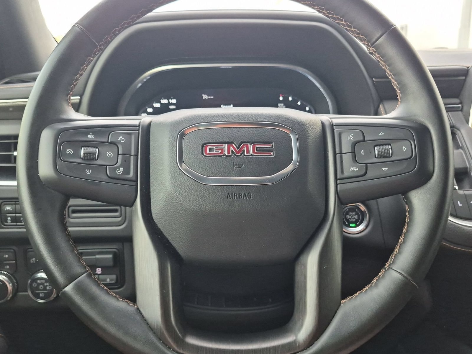 Used 2023 GMC Yukon AT4 w/ LPO, Floor Liner Package AWD/4WD image 12
