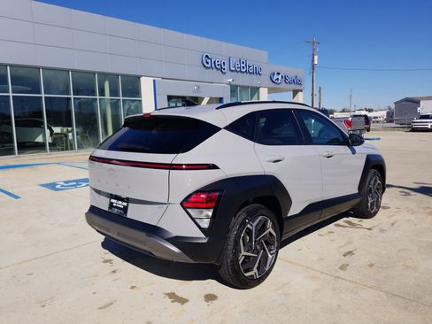 New 2026 Hyundai Kona SEL Premium image 7