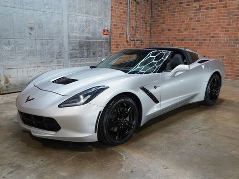 Used 2017 Chevrolet Corvette Stingray Coupe w/ Carbon Flash Badge Package RWD image 38