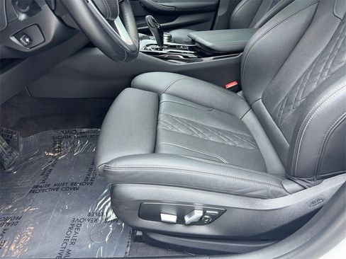 Used 2022 BMW 530i w/ Convenience Package image 37