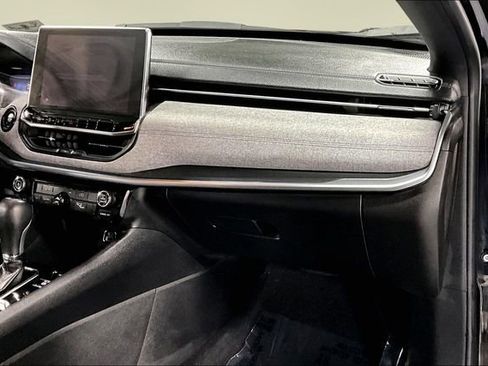 Used 2024 Jeep Compass Latitude image 26