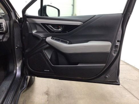 Used 2023 Subaru Outback Limited image 33