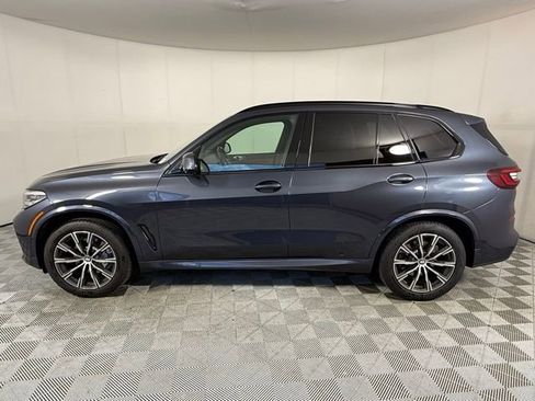 Used 2022 BMW X5 sDrive40i w/ M Sport Package RWD image 3