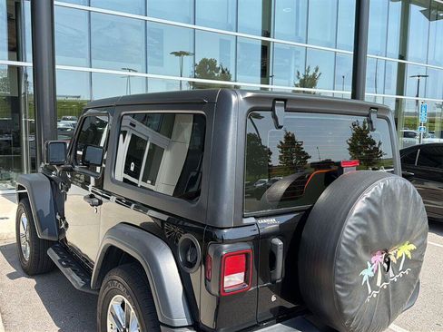 Used 2020 Jeep Wrangler Sport AWD/4WD image 7