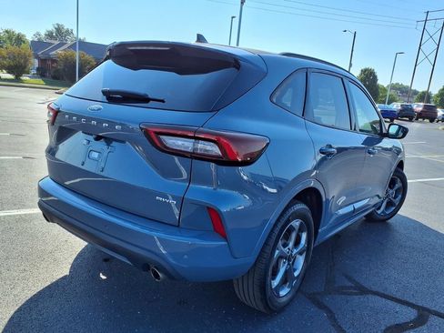 Used 2023 Ford Escape ST-Line w/ Tech Pack #1 AWD/4WD image 32