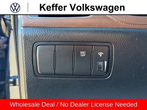 Used 2009 Hyundai Genesis 3.8 w/ Premium Pkg 2 RWD image 16
