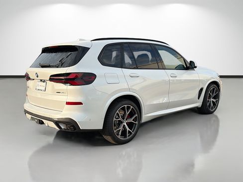 New 2026 BMW X5 xDrive50e w/ Executive Package AWD/4WD image 3