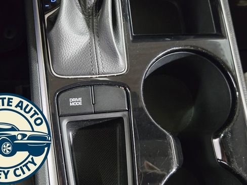 Used 2019 Hyundai Sonata ECO image 16