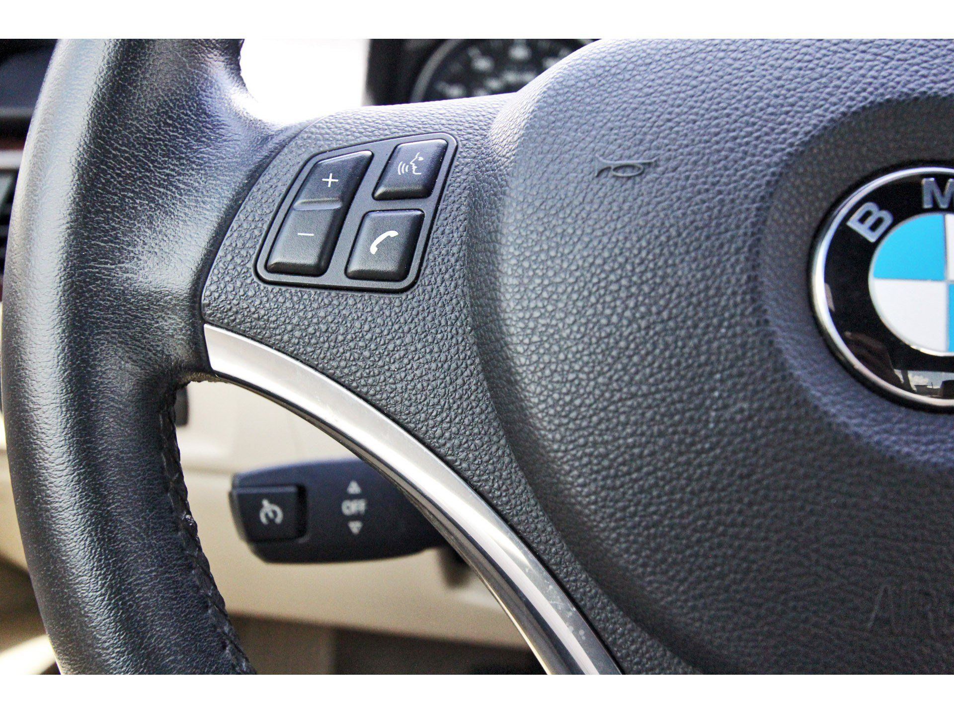 Used 2012 BMW 328i Convertible RWD image 23