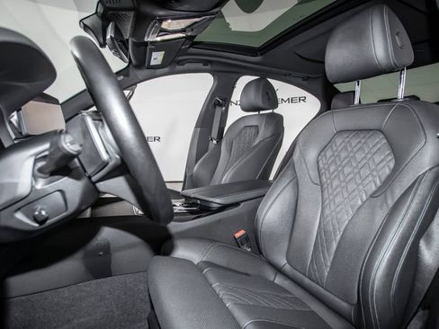 Used 2022 BMW 530e w/ Premium Package RWD image 13