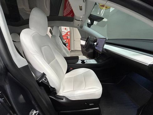 Used 2021 Tesla Model Y Performance AWD/4WD image 41