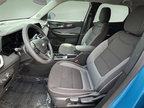 Used 2025 Chevrolet TrailBlazer LT w/ Driver Confidence Package AWD/4WD image 20