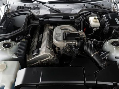 Used 1996 BMW Z3 1.9 RWD image 48