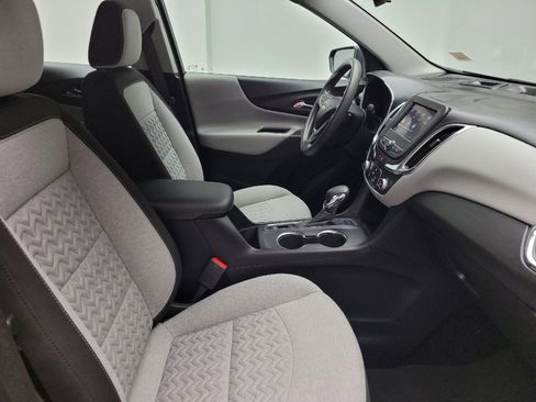 Used 2022 Chevrolet Equinox LS AWD/4WD image 21