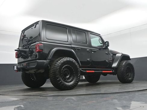 Used 2020 Jeep Wrangler Unlimited Rubicon w/ Dual Top Group AWD/4WD image 54